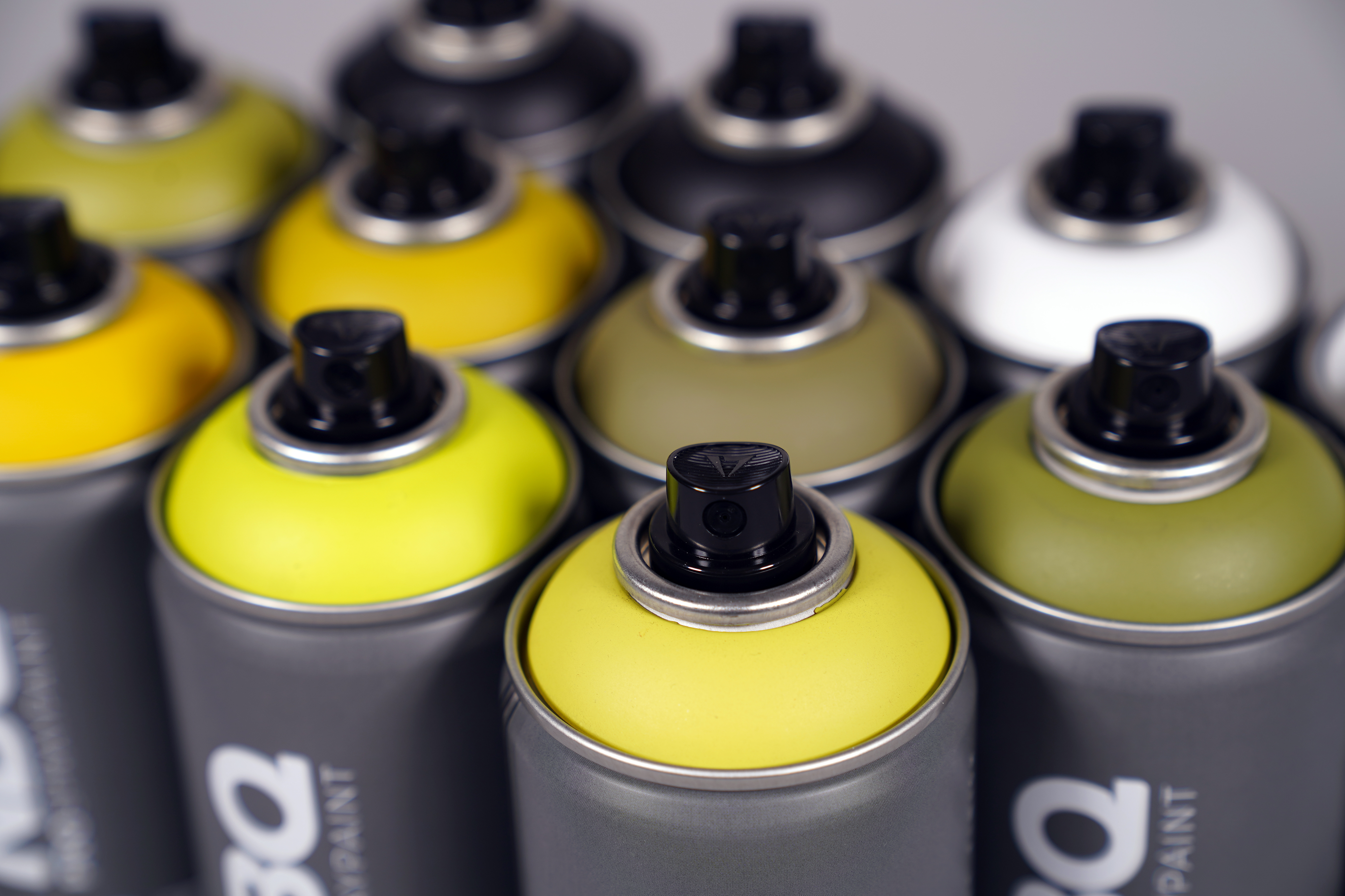 NBQ "New Fast" 12er Box Yellow Military (12x400ml)