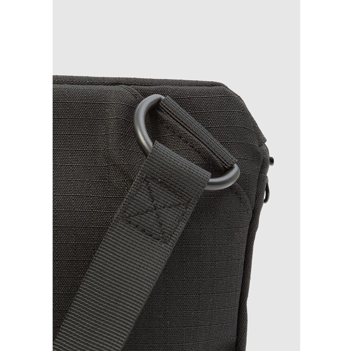 Cleptomanicx Hip Bag "TAP Classic" Black