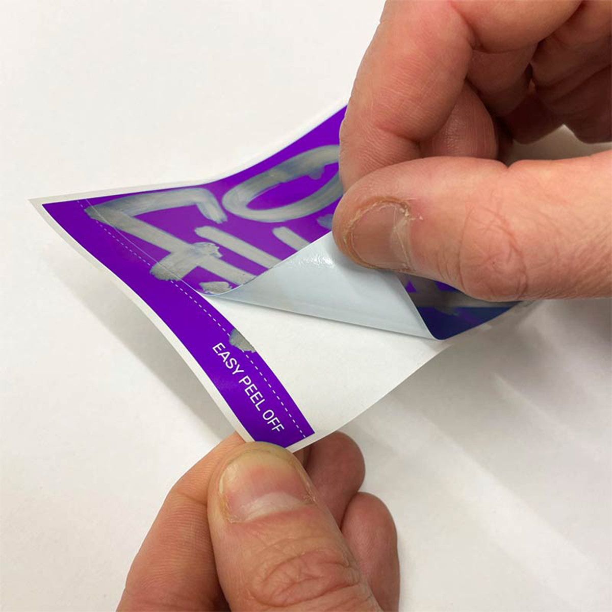 Flux "Eggshell Stickers Set Red & White" (2x50 Stk.)