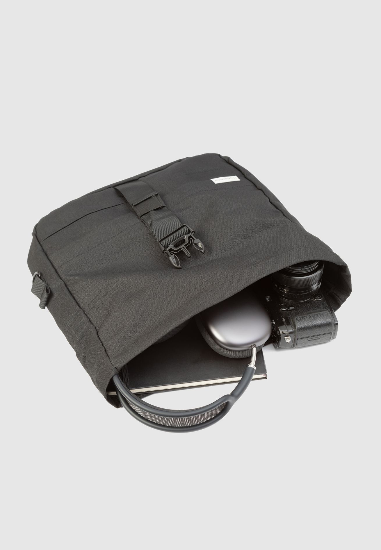 Cleptomanicx Hip Bag "Tap L" Black