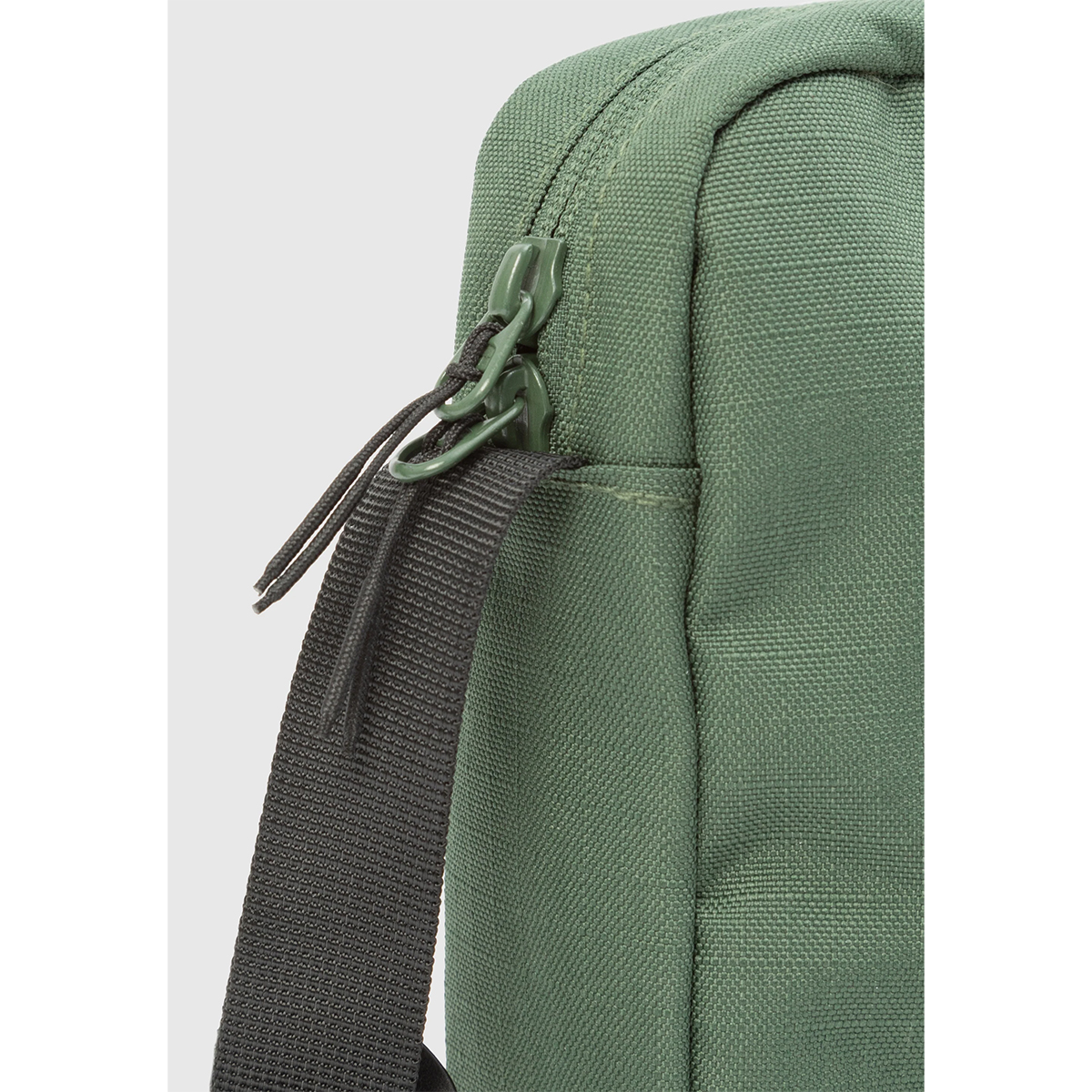 Cleptomanicx Hip Bag "Shoulder Bag" Laurel Wreath