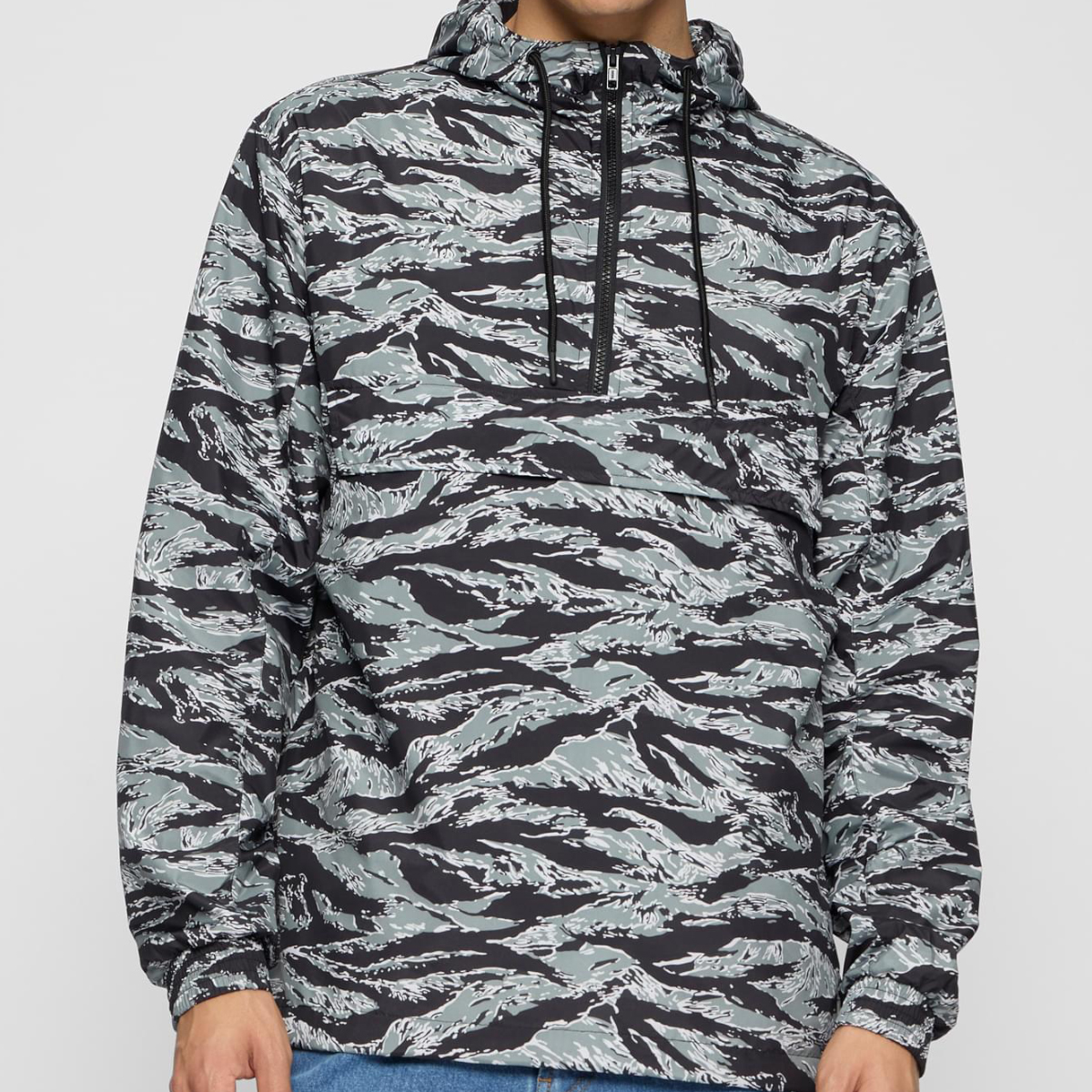 Urban Classics "Tiger Camo Pull Over Windbreaker" Stone Camo