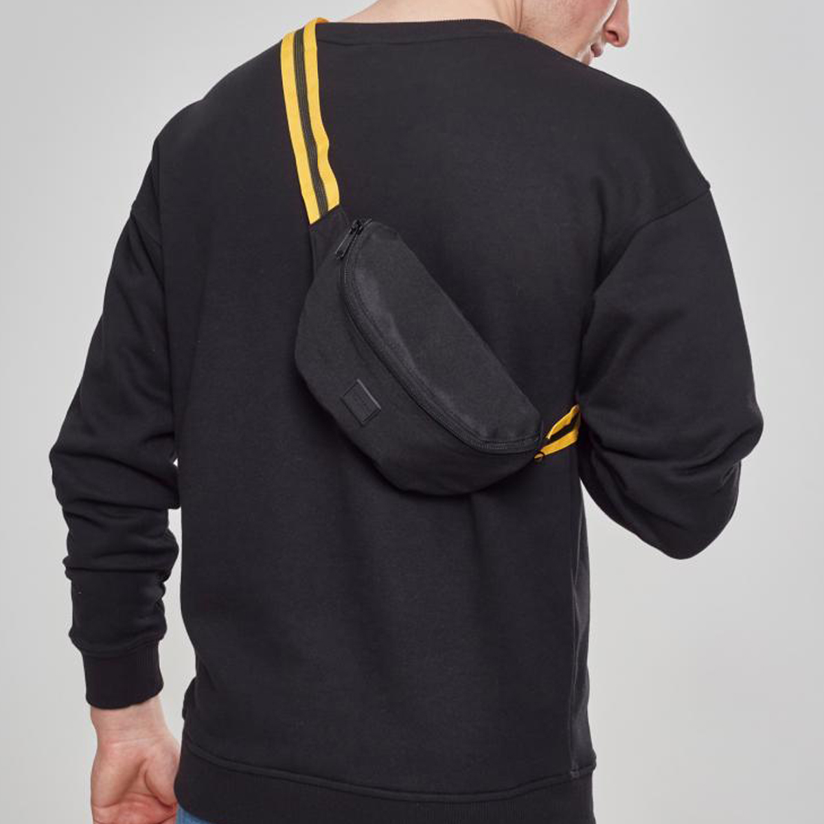 Yellowbag2 Urban Classics "Hip Bag Striped Belt" Black Yellow Black